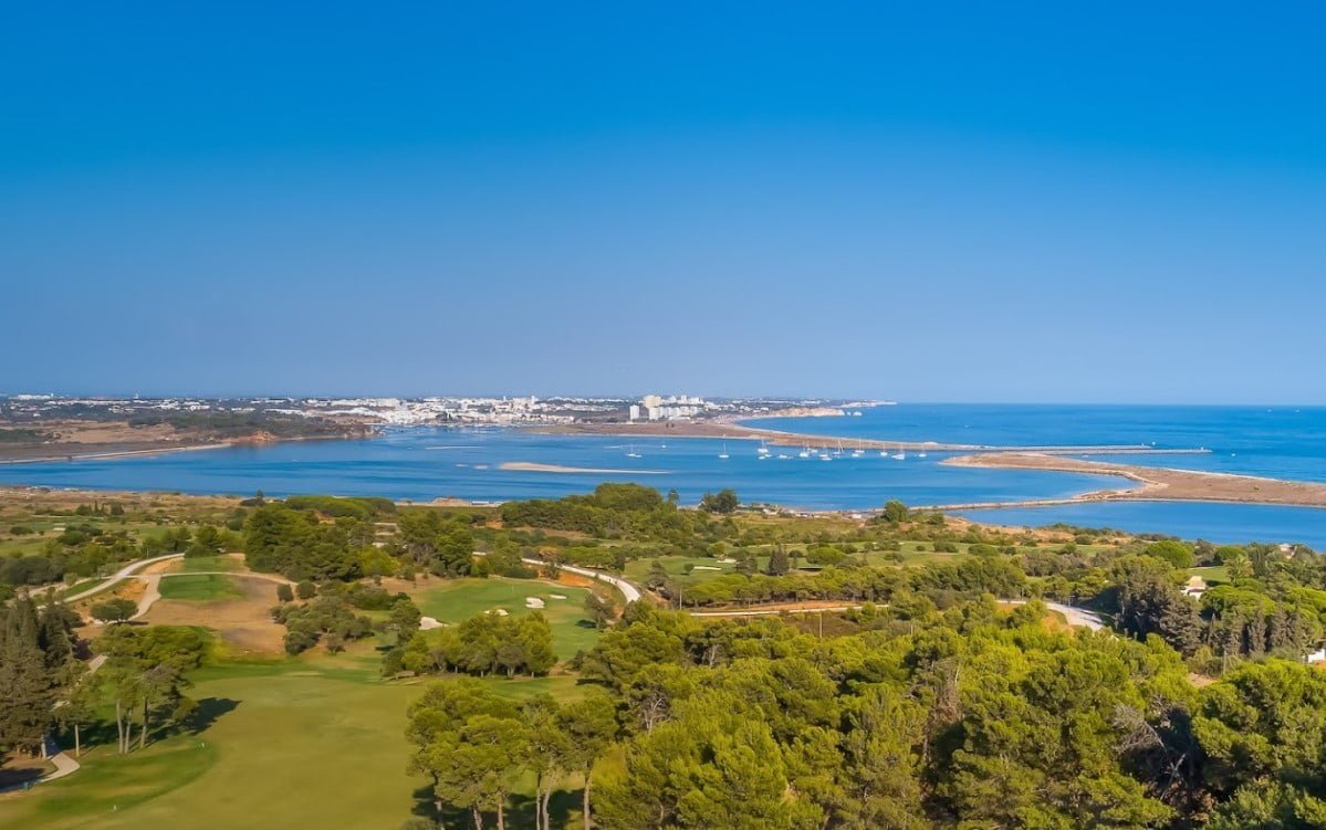 Golfbanen Algarve. Golf spelen Albufeira, Faro, Portimão, Lagos, Sagres