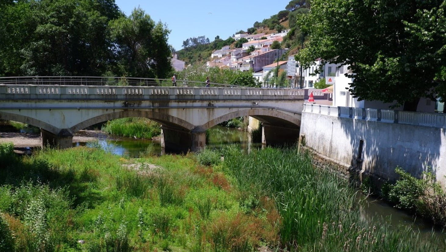 aljezur algarve bezienswaardigheden tips stranden activiteiten