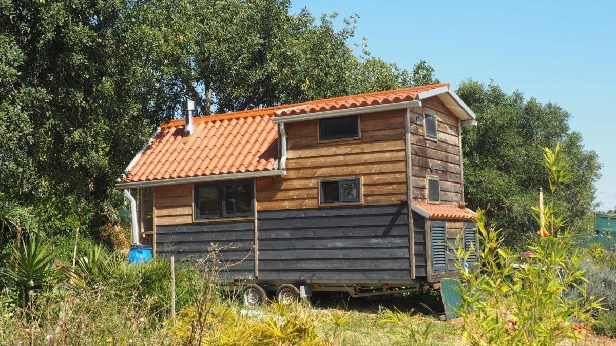 Bijzondere overnachting Algarve - tiny house woonwagen