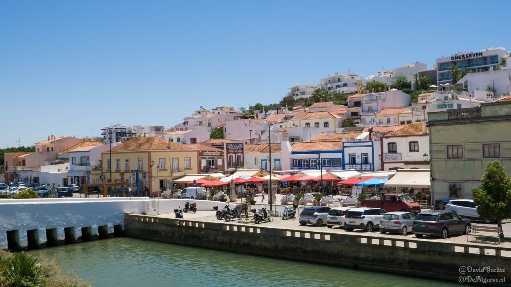Ferragudo Algarve vakantie tips bezienswaardigheden activiteiten hotels