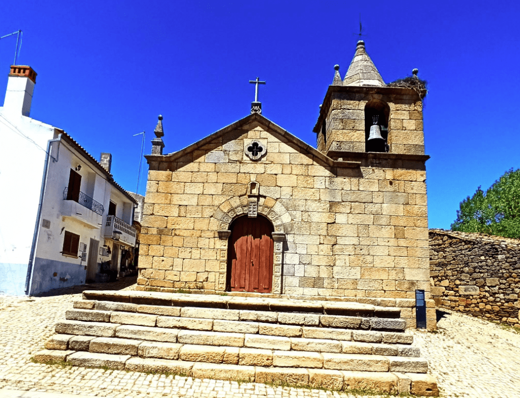 Igreja Matriz de São Salvador monsanto