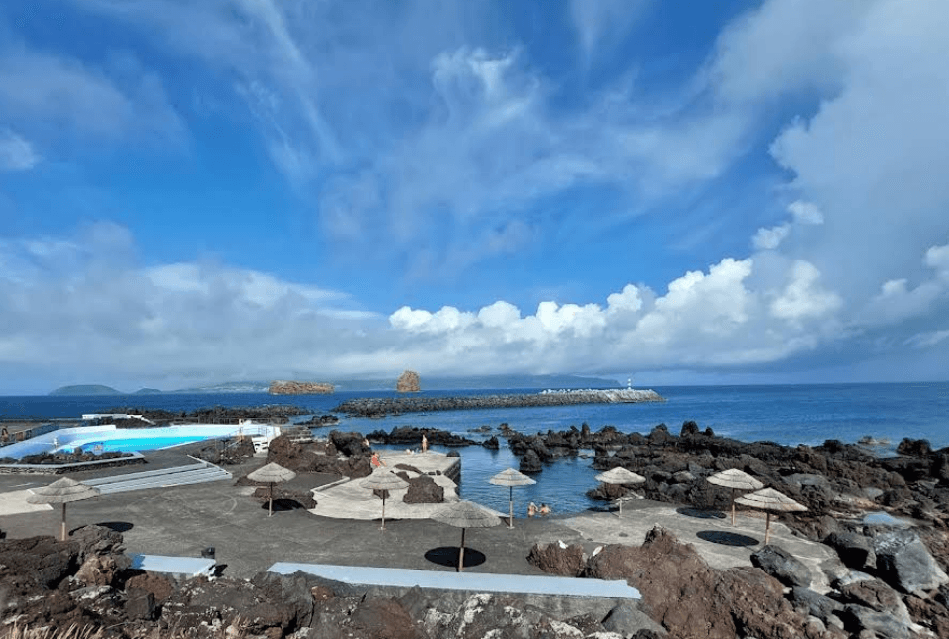 Piscinas naturais da Areia Funda