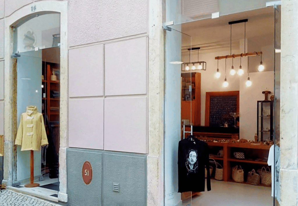 TAMAR - artesanato, moda e arte Lagos souvenir shop