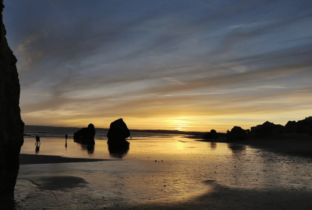 Parkeren bij Praia dos Três Irmãos