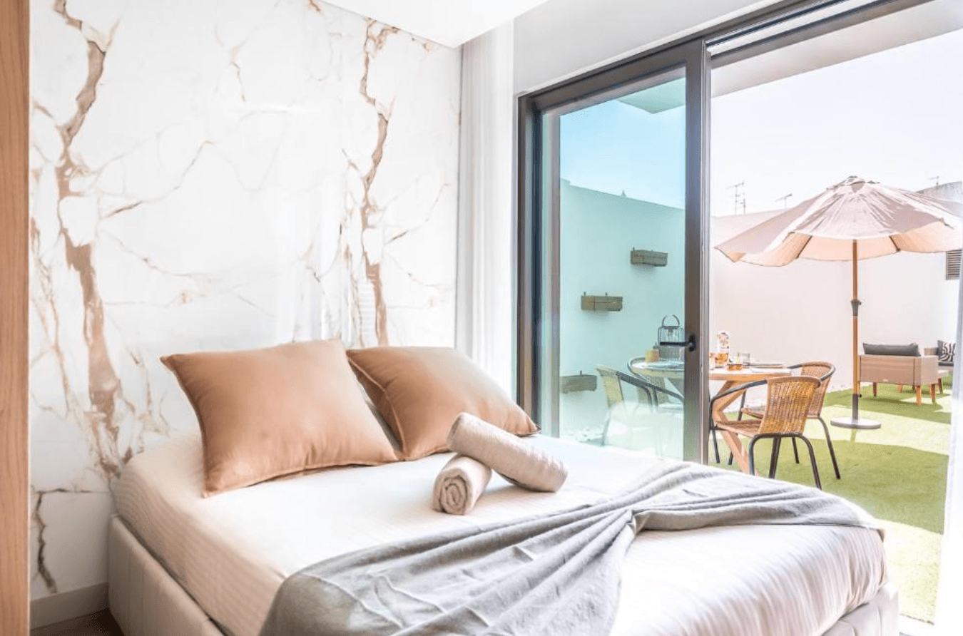 Downtown Luxury Studio – Faro - bed